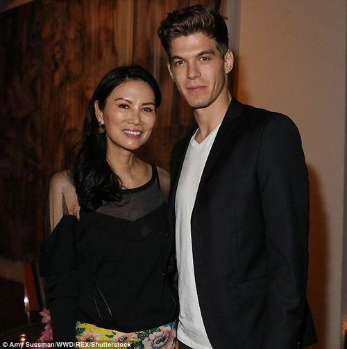 吃瓜群众邓文迪视频播放,揭秘吃瓜群众的围观力量